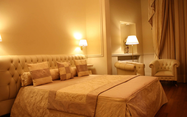 SANTA CHIARA Suite Hotel & Spa - Lecce