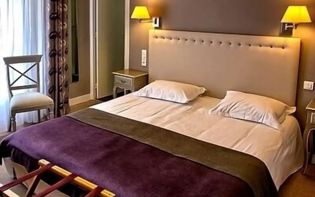 Hotel des Pins