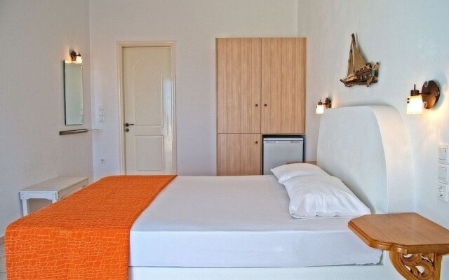 Efthimias Rooms in Klima, Greece from 64$, photos, reviews - zenhotels.com guestroom