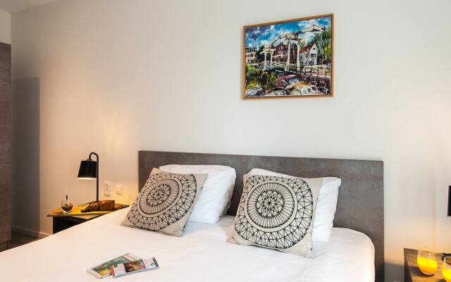Апартаменты Yays Bickersgracht Concierged Boutique Apartments вид на фасад