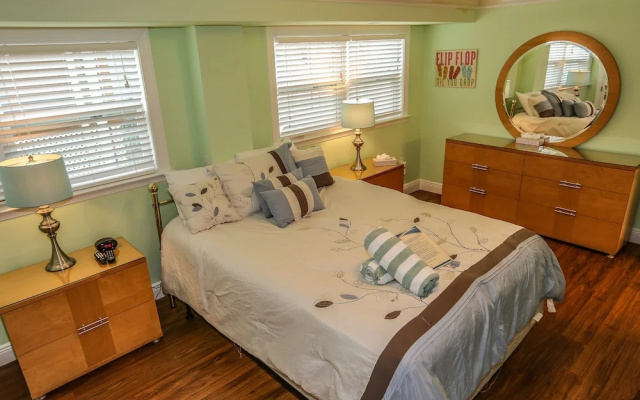 203 Fairweather Villa C