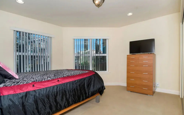 Oceanview Beach Home - 209w