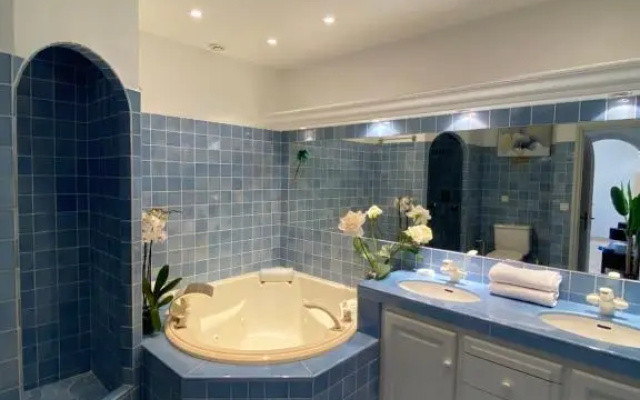 Magnifique maison de village 95m2 avec piscine privée