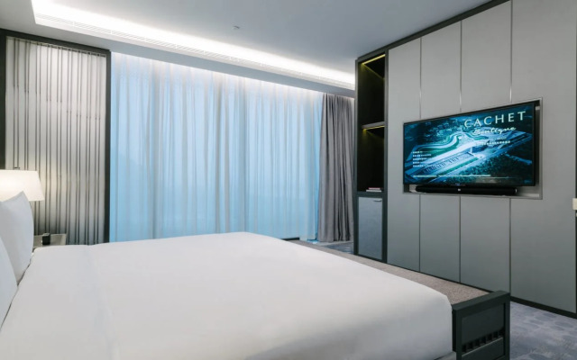 Cachet Boutique Zhejiang Circuit
