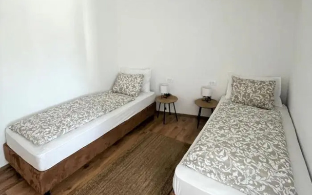 Apartment Lorun 47