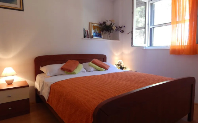 Apartment Deni