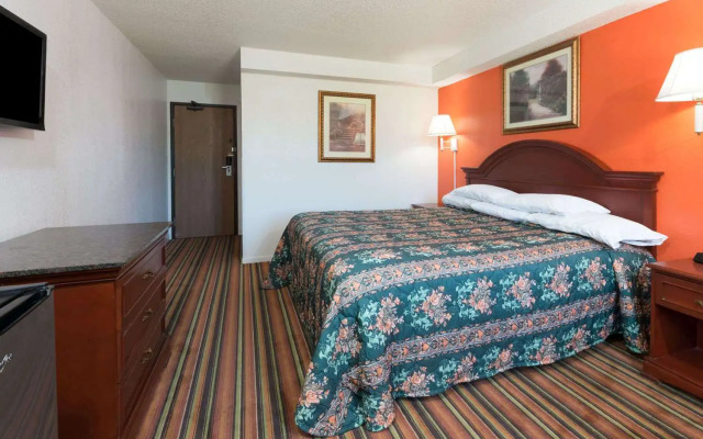 Knights Inn Ferguson