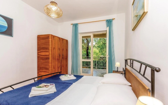 Amazing Home in Povile With Wifi and 5 Bedrooms