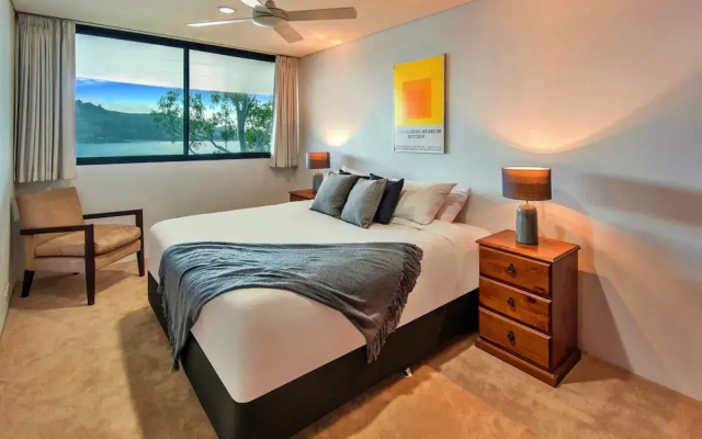 Waves 5 Luxury 3 Bedroom