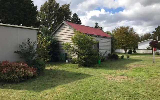 New Windsor Lodge & Caravan Park