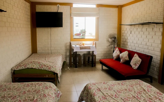 Hotel Los Faroles