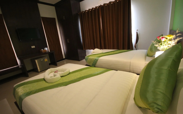 Lanta Lapaya Resort