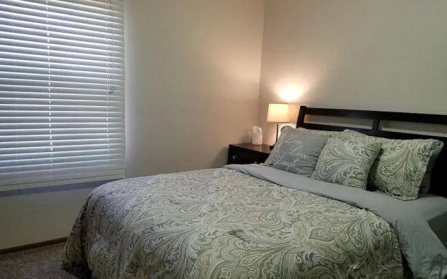 Lafayette Townhouse 105