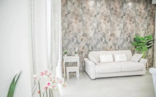 Central Luxury Apartment