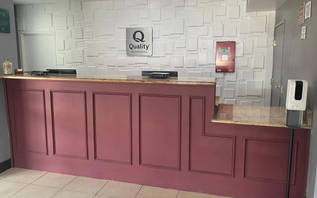 Quality Suites Abilene Mall Area