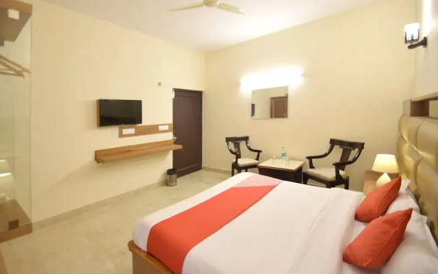 Oyo 11567 Hotel Shivalik Hills