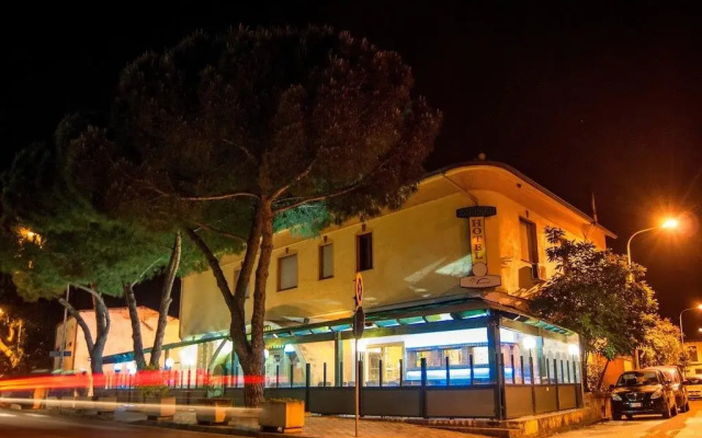 Wunder Hotel