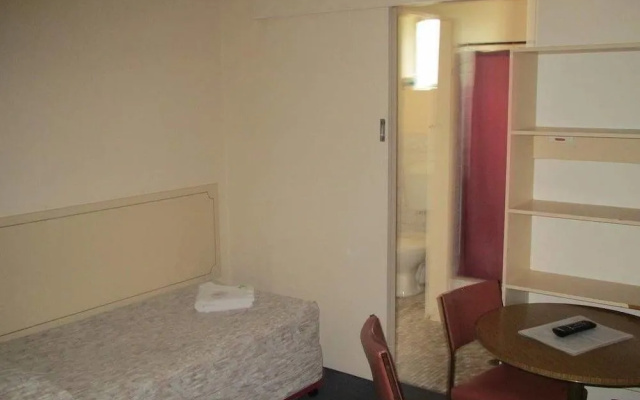 Great Lakes Motor Inn
