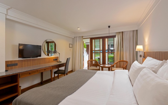 Sunprime Kamala Beach