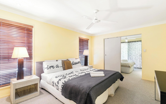 Coastal Holiday Home - Bradford 10