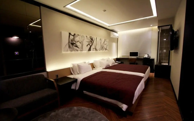 Busan Gwangalli 2 Heaven Hotel