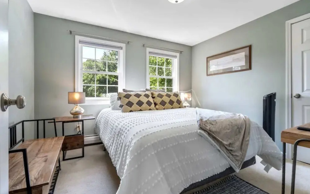 Maine Adventure 3BR Oasis Awaits!