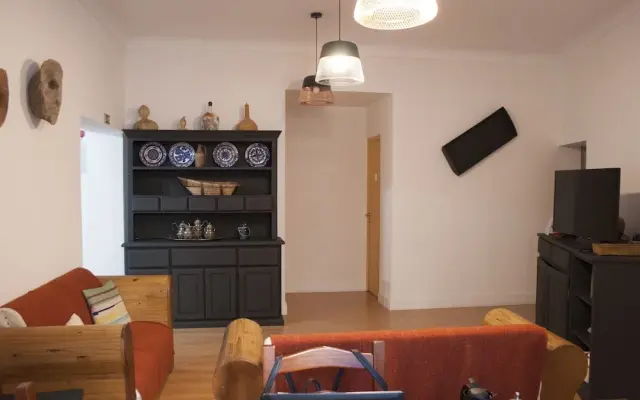 Avis Guest House