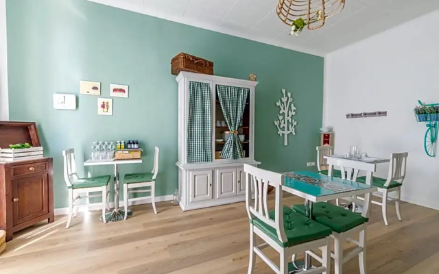Dama Bed & Breakfast