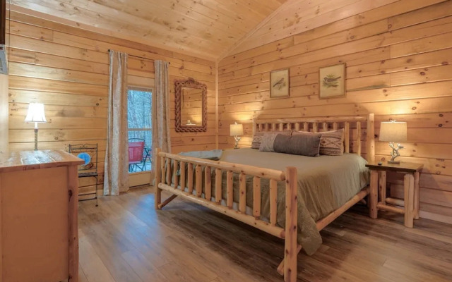 212 Misty Mountain View 4 Bedroom Cabin