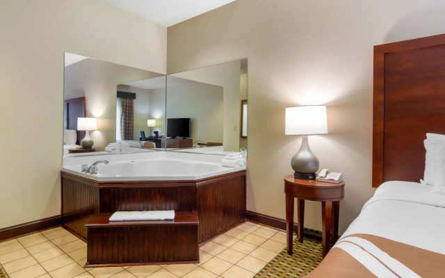 Quality Inn & Suites Decatur - Atlanta East