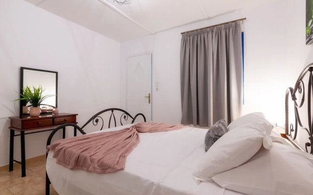 Zante Riva Studios