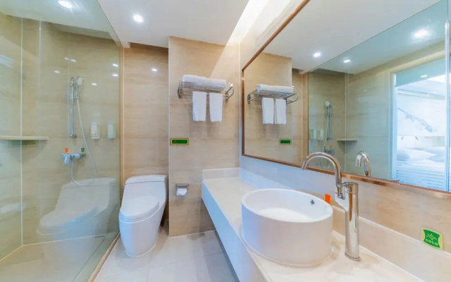 Vienna Hotel Foshan High-speed Railway Station Guidan Road Branch