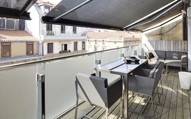 San Martín Terrace Apartment by FeelFree Rentals