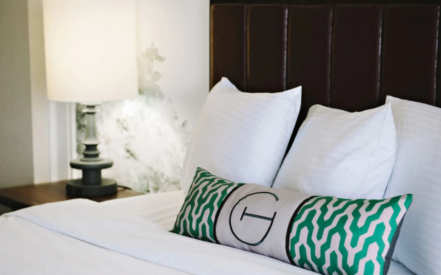 The Grove Hotel