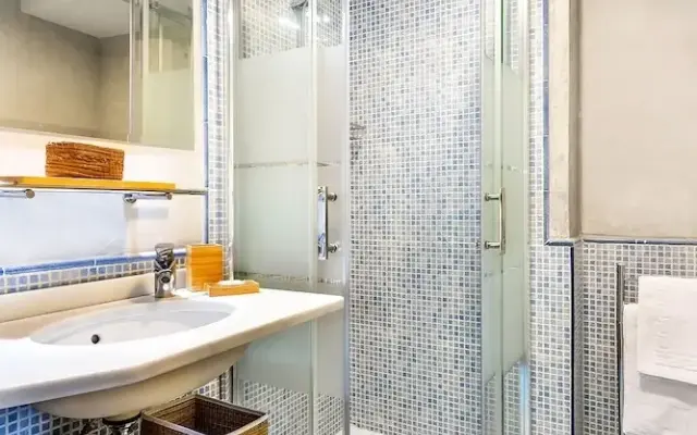 Modern Centric Duplex With Stunning Terrace Francos V