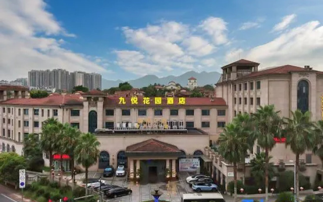 Kuan Hotel
