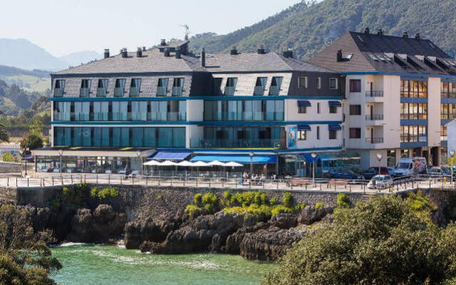 Отель Astuy Apartamentos Испания, Арнуэро - отзывы, цены и фото номеров - забронировать отель Astuy Apartamentos онлайн вид на фасад