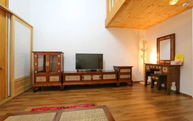 Gyeongju Namu Hanok Pension