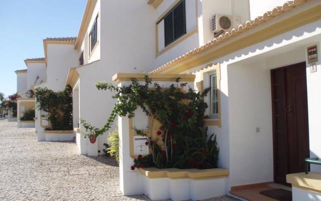 Отель Villas Rufino вид на фасад