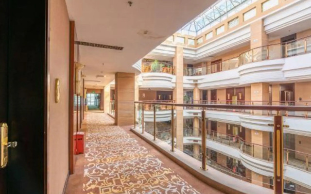 Xuefu Hotel