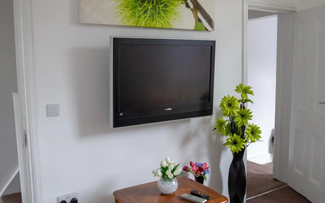 Alphalink Apartment