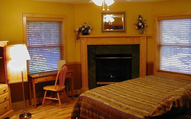 Inn At Hickory Run