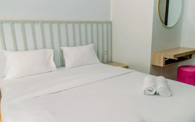 Nice And Simply Studio At Amazana Serpong Apartment