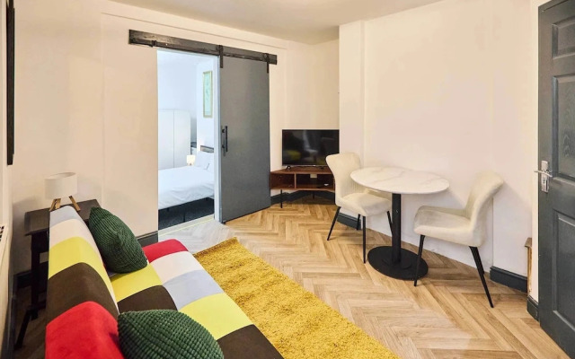 Host Stay Emporium Ground Floor Apartment