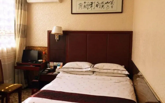 Zhuhai Xinhualian Business Hotel