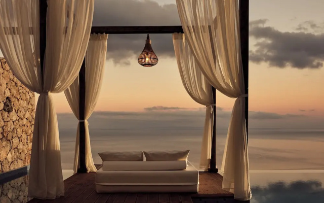 Emerald Villas