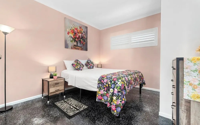 Villa Vaucluse Apartments of Cairns