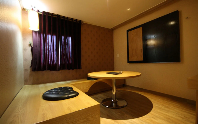 La Feliz Hotel CSM