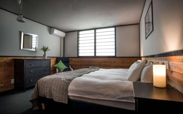 The Phat House - Hostel
