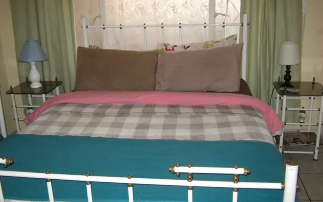 Terrylin Guesthouse and Backpackers Hostel